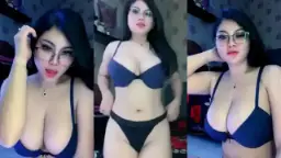 BabyFe Berkacamata Toket Gede Semok Video by xVideos