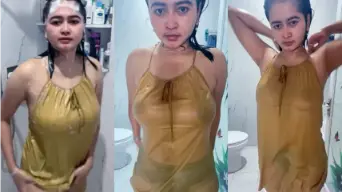 Mbak Presti Hastuti Selebgram Mandi Live Video by BebasIndo Mbak Presti Hastuti Selebgram Mandi Live Video by BebasIndo