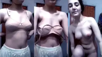 Pap Bugil Cantik Uting Merah Muda Video by Tube8