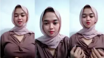 Hijaber Cantik Remas Tetek Godain Pascol Video by TubeV Hijaber Cantik Remas Tetek Godain Pascol Video by TubeV