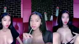 Hilly Livestream Pamer Toket Gede Video by IXXX