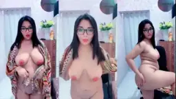 Jones Body Semok Tobrut Papaya Video by Kompoz