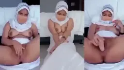 Viral Jilbab Maela Colmek Dildo – Maelaelakitty23 Video by Kompoz