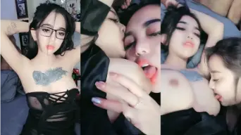 Dua 4_BG Cantik Lesbian di Hotel Video by PornOne