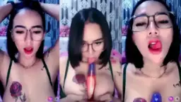 Toket Gede Bulet Tante Vio Video by BokepHUB