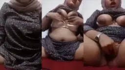 Janda Jilbab Bugil Dadakan Colmek Hot Video by xNxx
