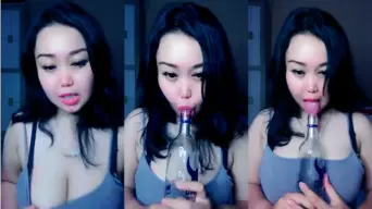Mamah Muda Cantik Isep Botol Mango Video by PornGo