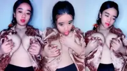 Miss Jijiw Remas Toket Jilatin Utingnya Video by Eporner
