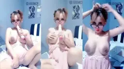 MissV Toge Uting Coklat Bulat Video by IXXX MissV Toge Uting Coklat Bulat Video by IXXX