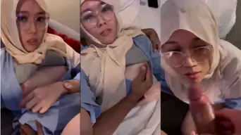 Pacar Jilbab Jilmek Dulu Lanjut Nyepong Video by YouPorn
