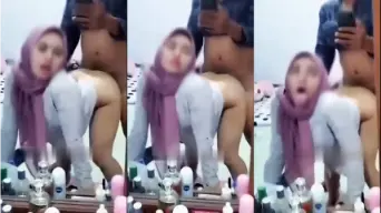 Pacar Hijab Mendesah Keenakan Dientot Doggy Video by BebasIndo Pacar Hijab Mendesah Keenakan Dientot Doggy Video by BebasIndo