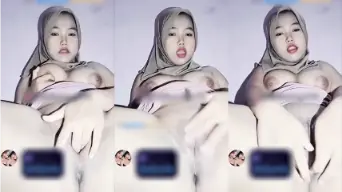 Ziijus4u Hijab Colmek Expresi Muka Menggoda Video by simontok Ziijus4u Hijab Colmek Expresi Muka Menggoda Video by simontok