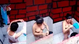 Ngintip Tetangga Mandi Montok Video by KingBokep Ngintip Tetangga Mandi Montok Video by KingBokep