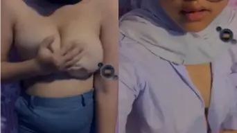 Pelajar SM4 Lepas Busana Pamer Toket Video by Kompoz