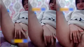 Aprilia Daun Masih Muda Hijab Imut Colmek Video by PornHub Aprilia Daun Masih Muda Hijab Imut Colmek Video by PornHub