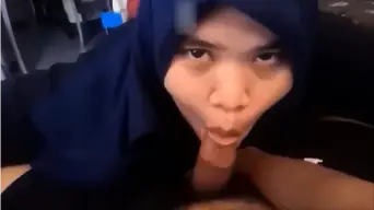Hijab Nyepong Ayang Pas Rumah Sepi Video by Indo18