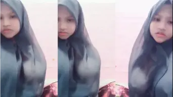 ABG Jilbab Hitam Tobrut Keliatan Utingnya Video by Kompoz